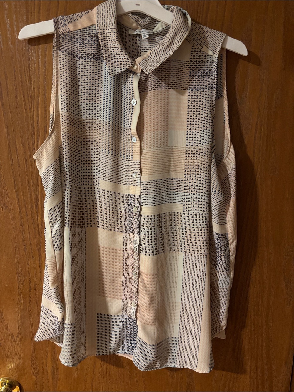 Rose & Olive Beige and Black Sleeveless Button-Front Blouse